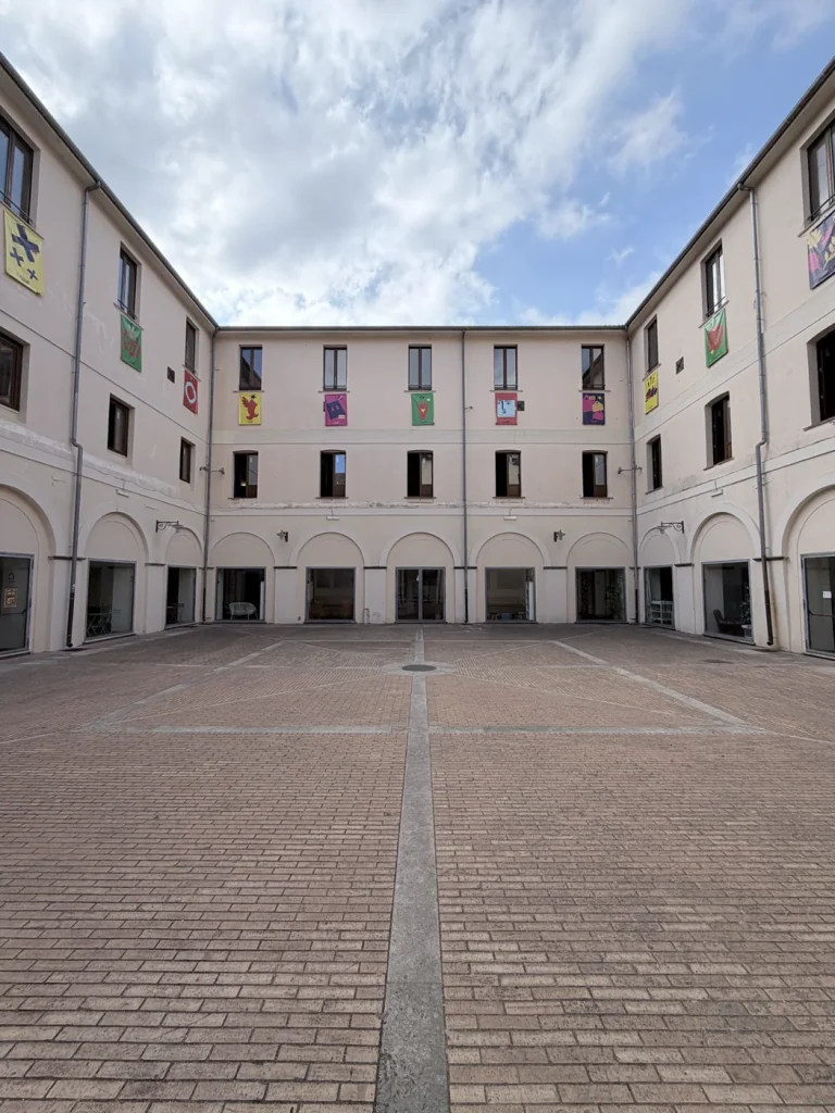 Chiostro del Caffè Letterario di San Domenico, tappa 2 dei percorsi ludici cittadini del Lamezia Comics & Co... 2026